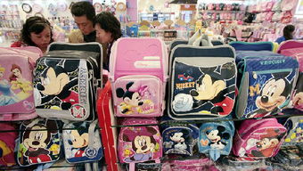 2015年中国消费品零售市场 日用品销售回落，服务业增势强劲